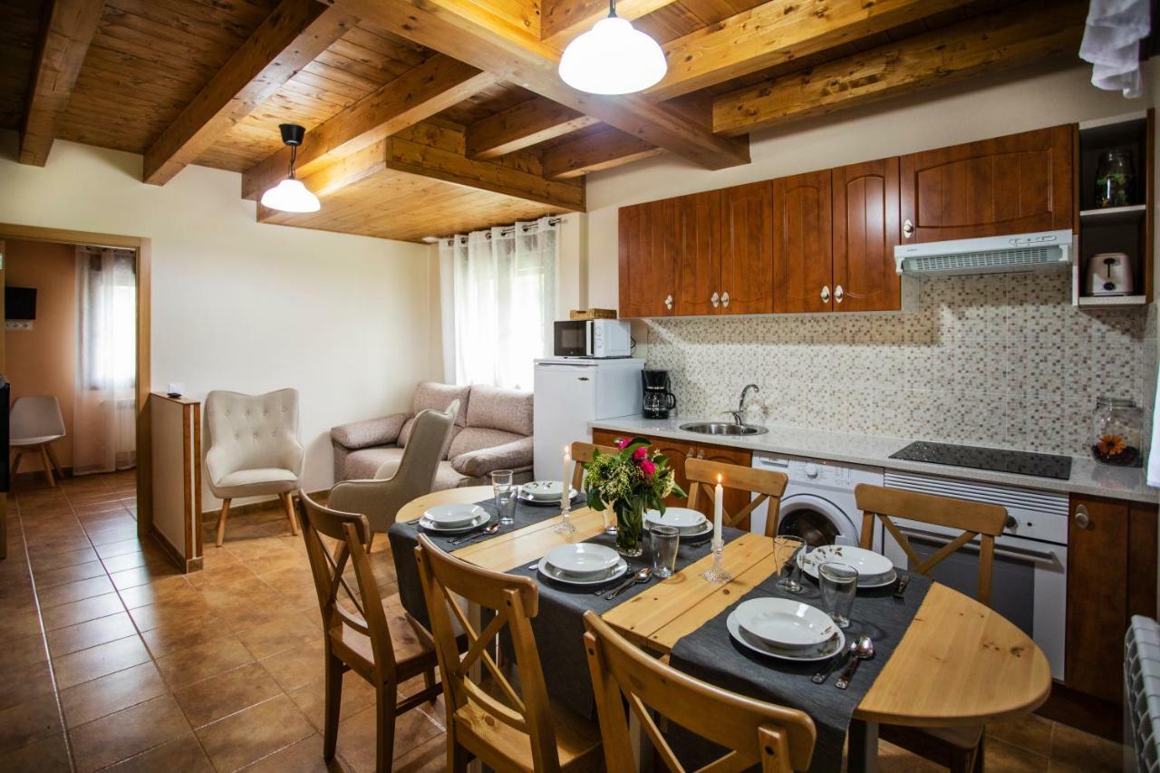 El Campo Mateo Apartamentos Onís Dış mekan fotoğraf