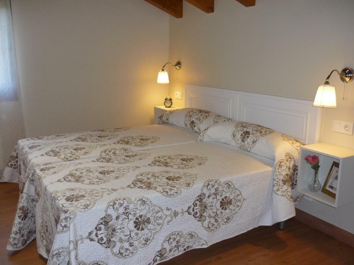 El Campo Mateo Apartamentos Onís Dış mekan fotoğraf